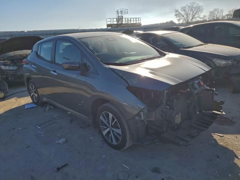 2022 Nissan Leaf s Plus