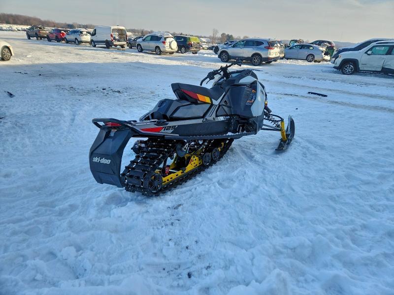 2024 Skidoo 2024 Ski-doo mxz 850 Snowmobile