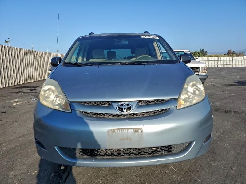 2006 Toyota Sienna ce