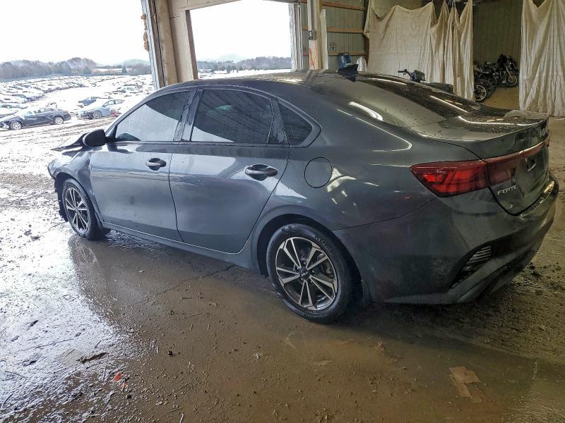 2023 KIA Forte lx