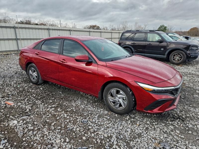 2024 Hyundai Elantra se