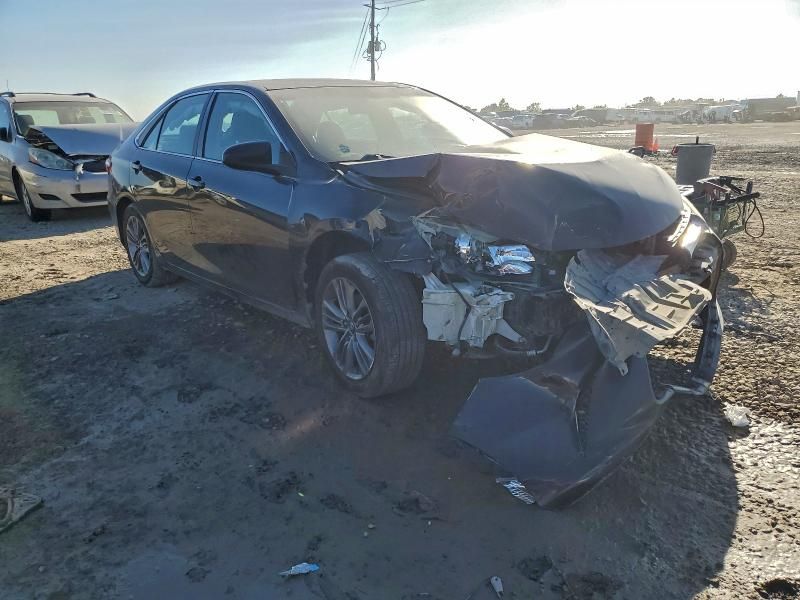 2016 Toyota Camry le