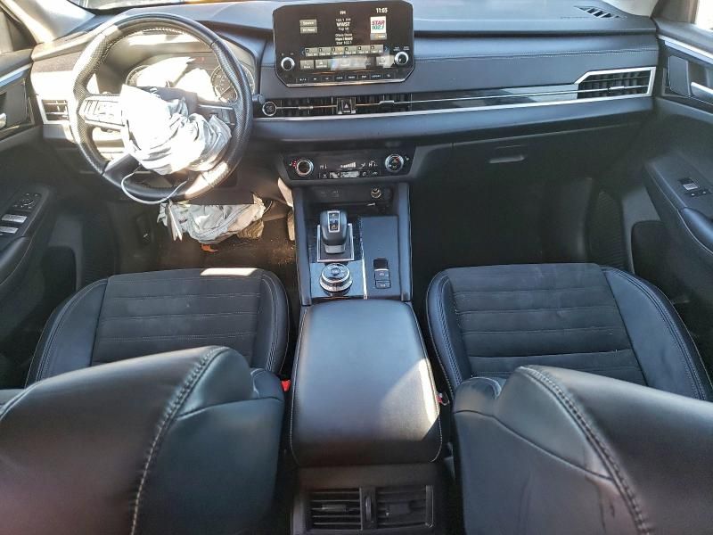 2023 Mitsubishi Outlander se