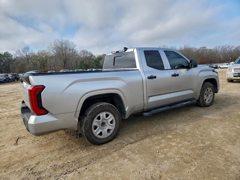 2023 Toyota Tundra Double cab sr