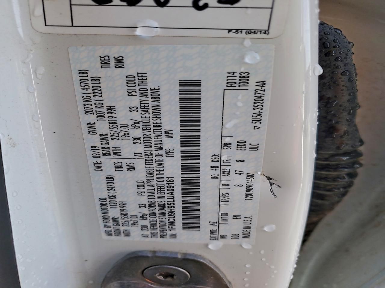 2020 Ford Escape sel