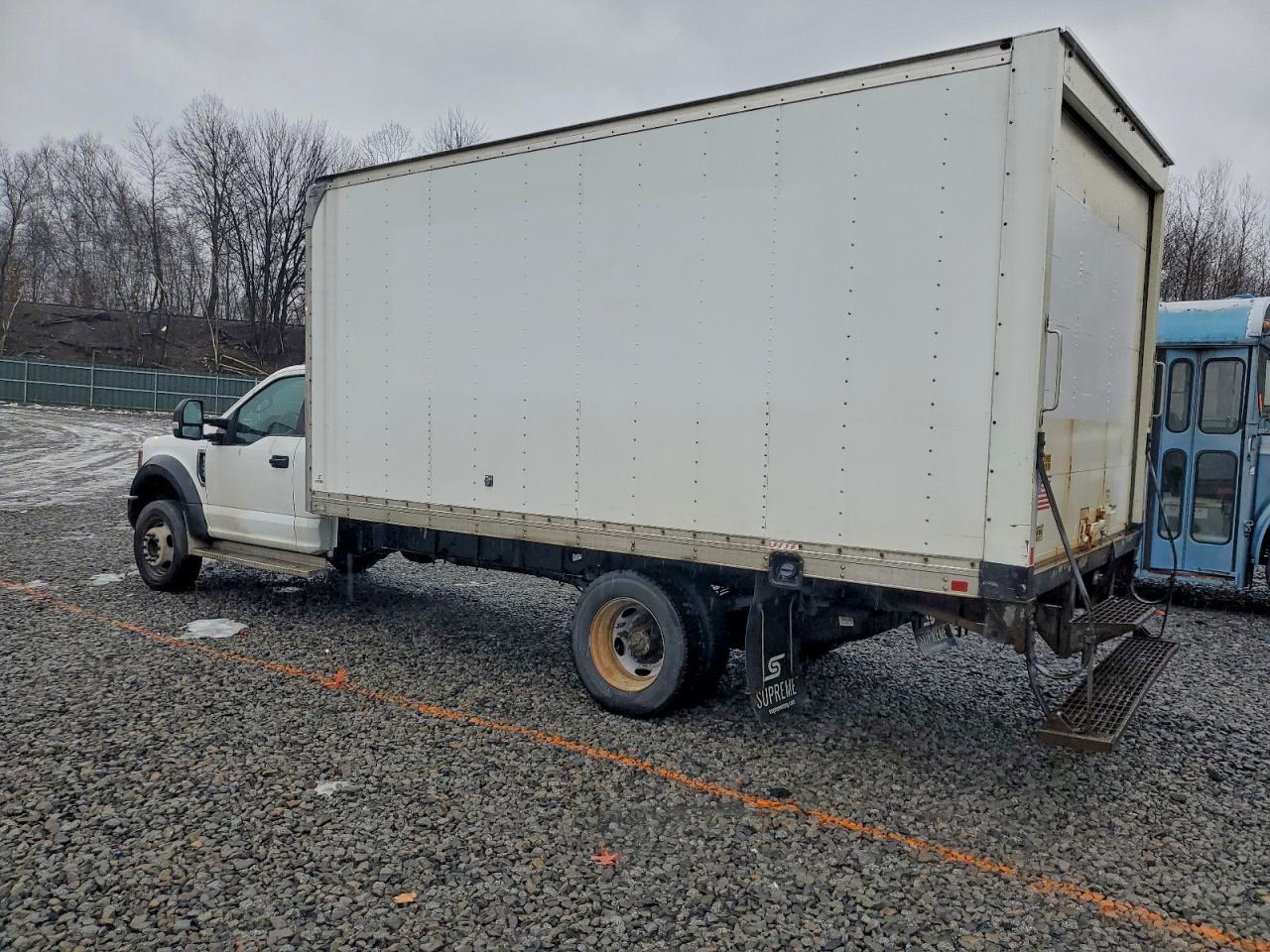 2019 Ford F450 Super Duty BOX Truck