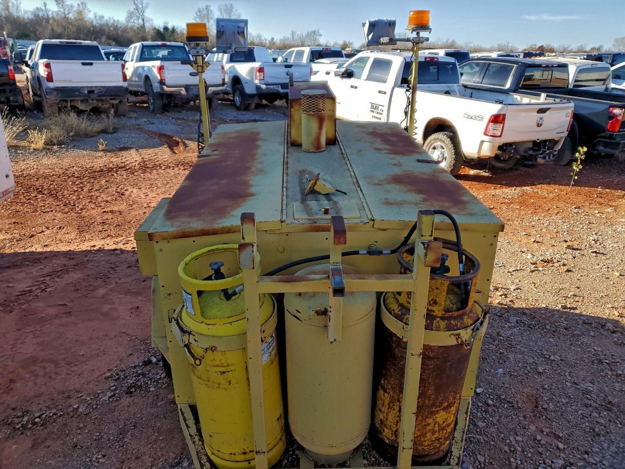 1980 Hesco 1980 Manhole Support Trailer