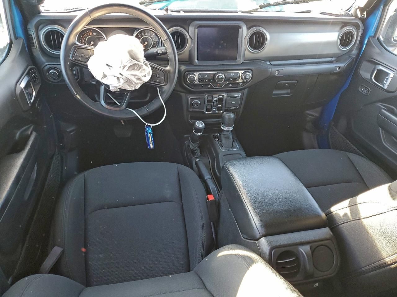 2022 Jeep Gladiator Sport