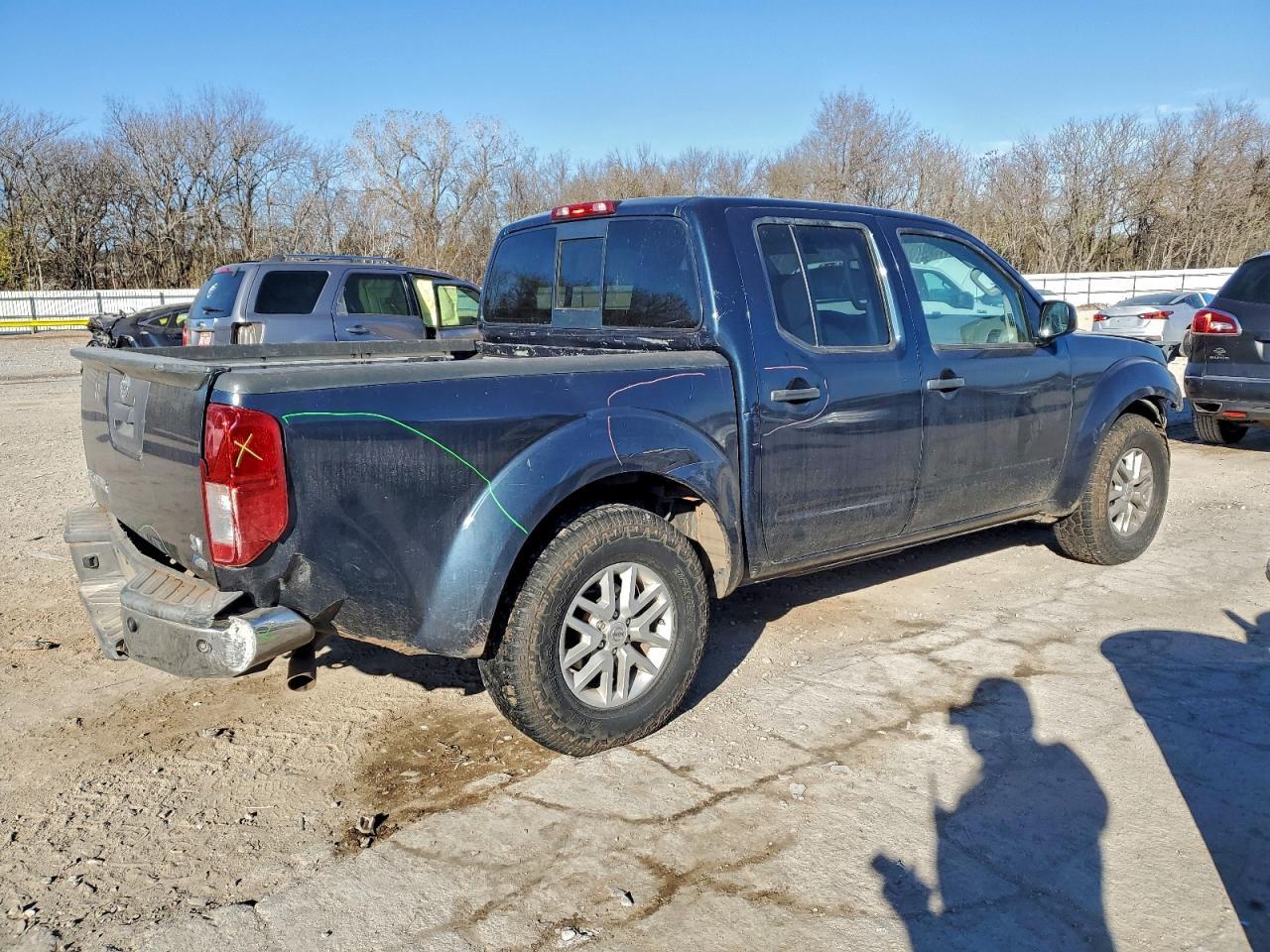 2017 Nissan Frontier s
