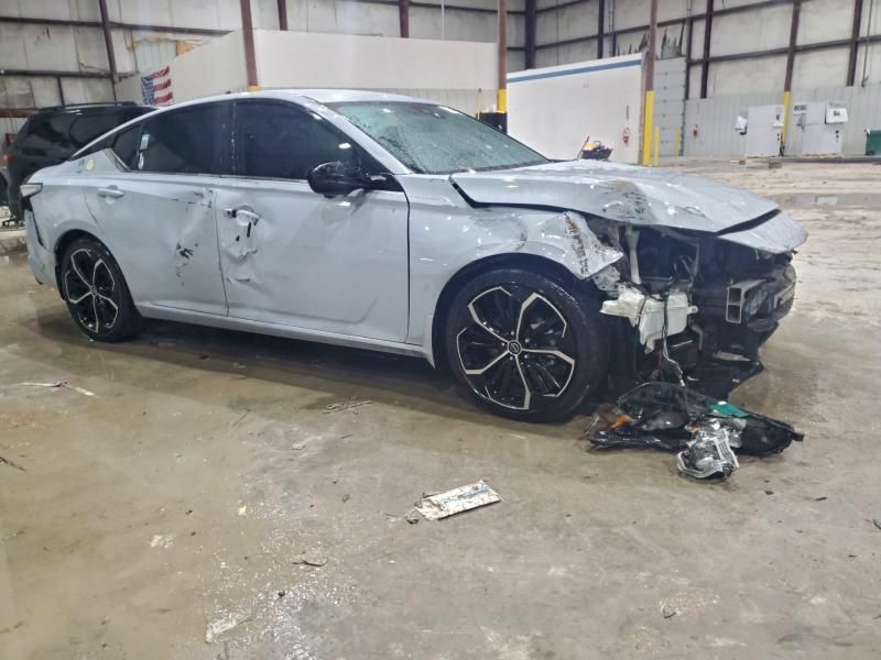 2023 Nissan Altima sr