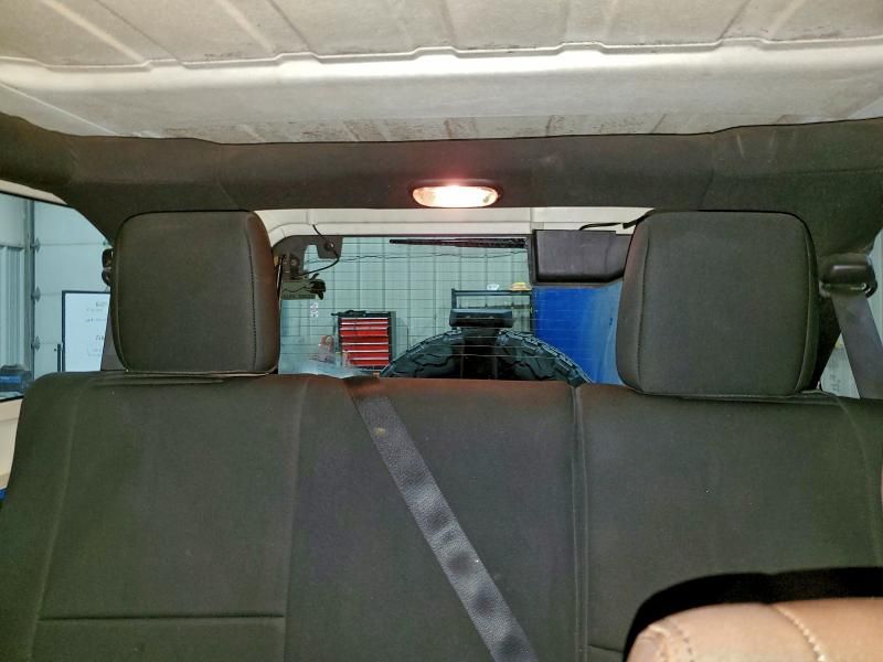 2011 Jeep Wrangler Unlimited Sahara