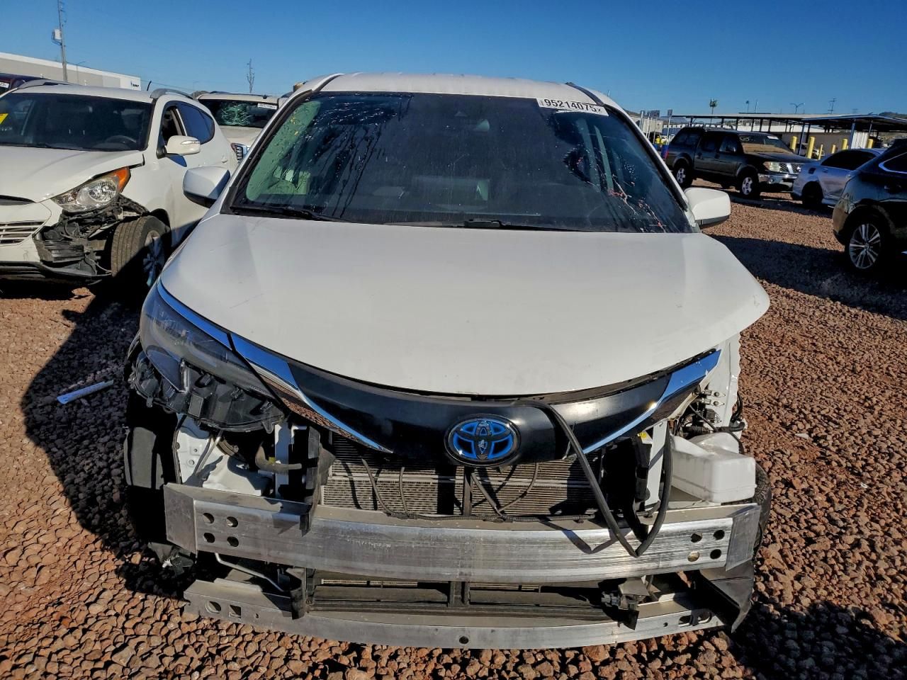 2023 Toyota Sienna le