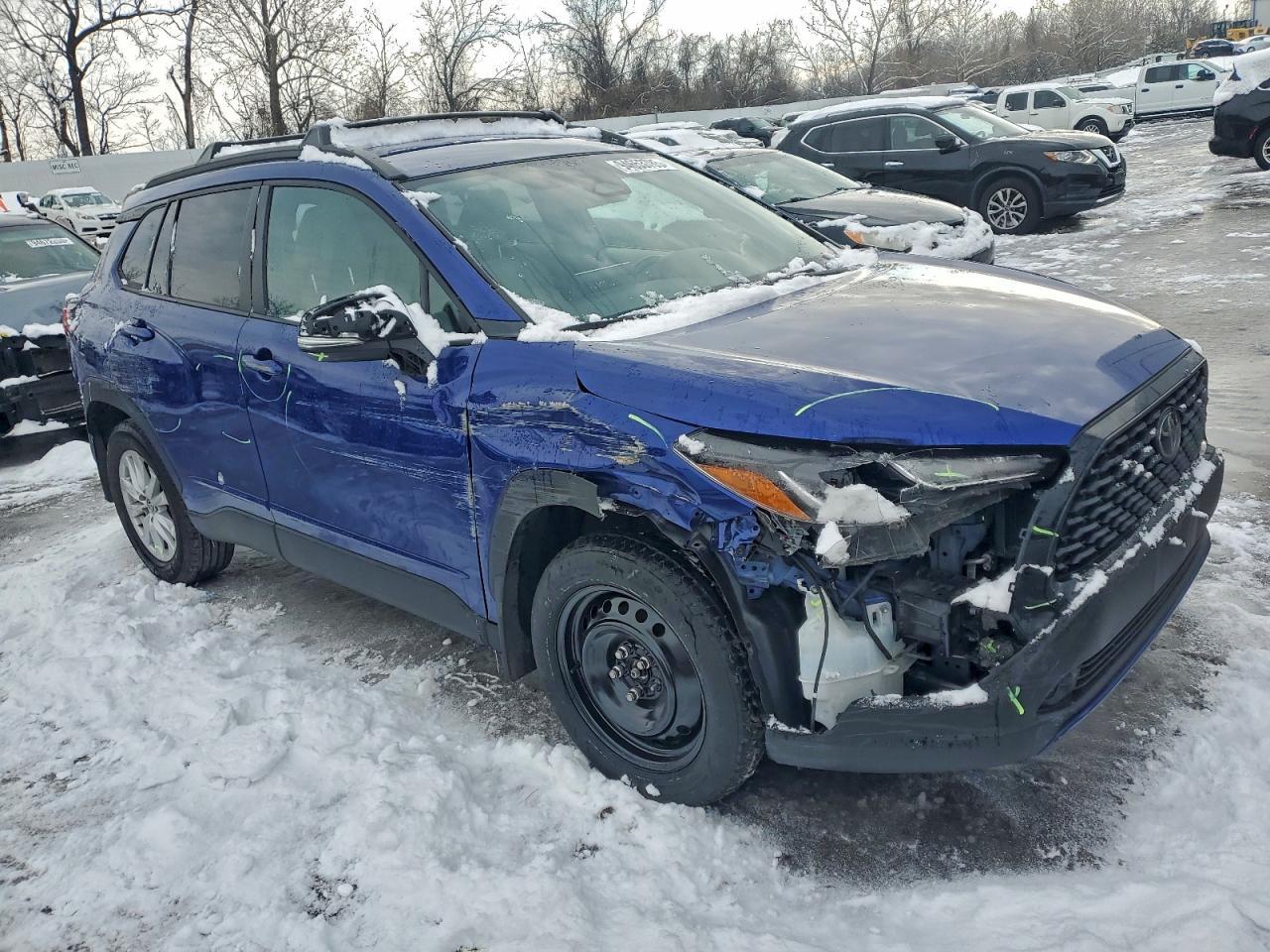 2024 Toyota Corolla Cross le