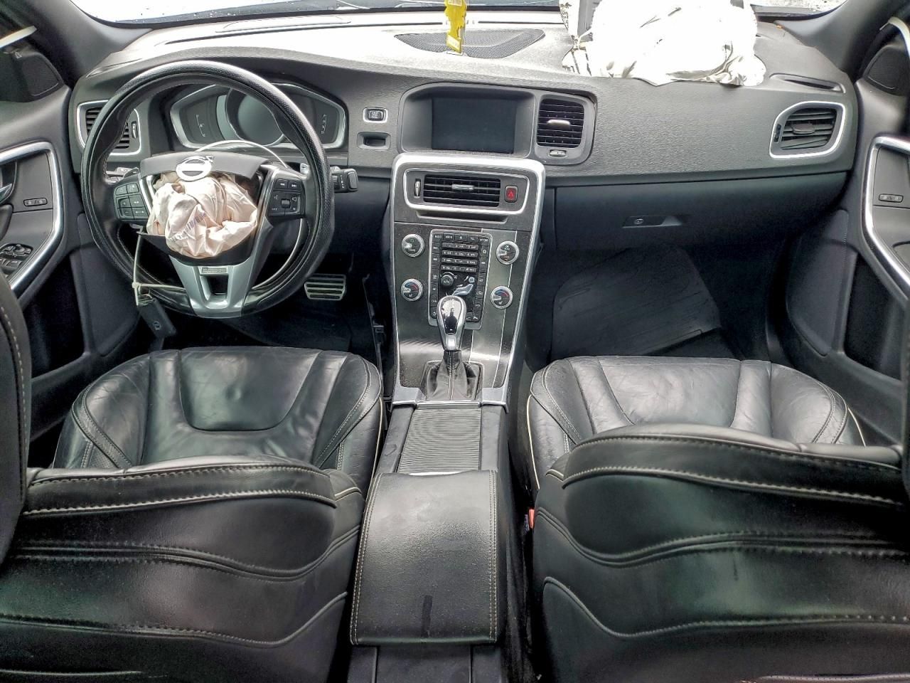 2017 Volvo S60 r Design