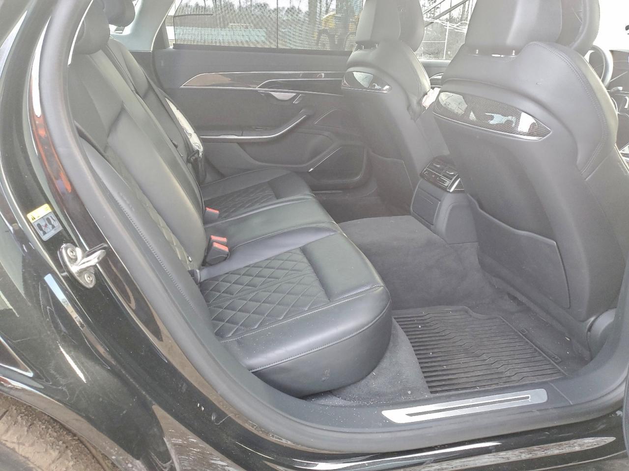 2021 Audi S8