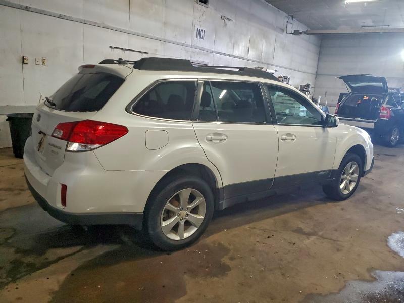 2014 Subaru Outback 2.5i Premium