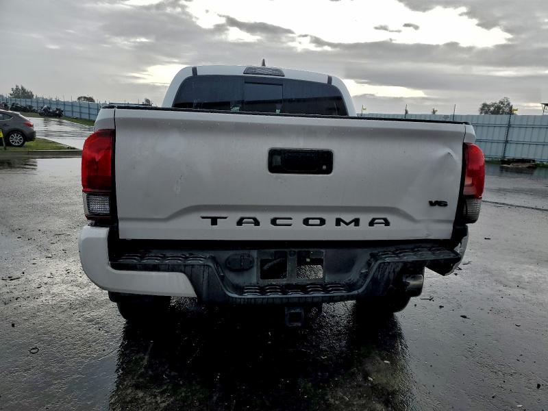 2018 Toyota Tacoma Double cab