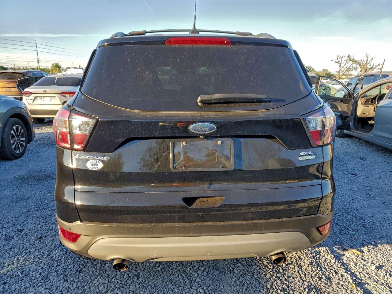 2018 Ford Escape sel