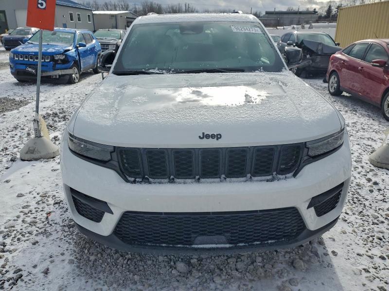 2024 Jeep Grand Cherokee Laredo