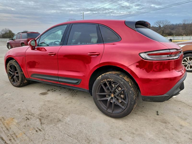 2023 Porsche Macan Base