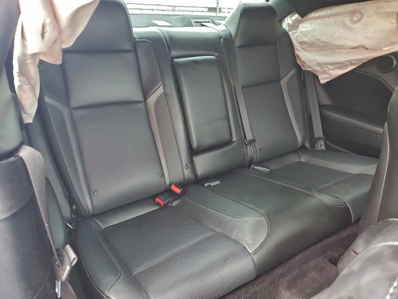 2018 Dodge Challenger sxt