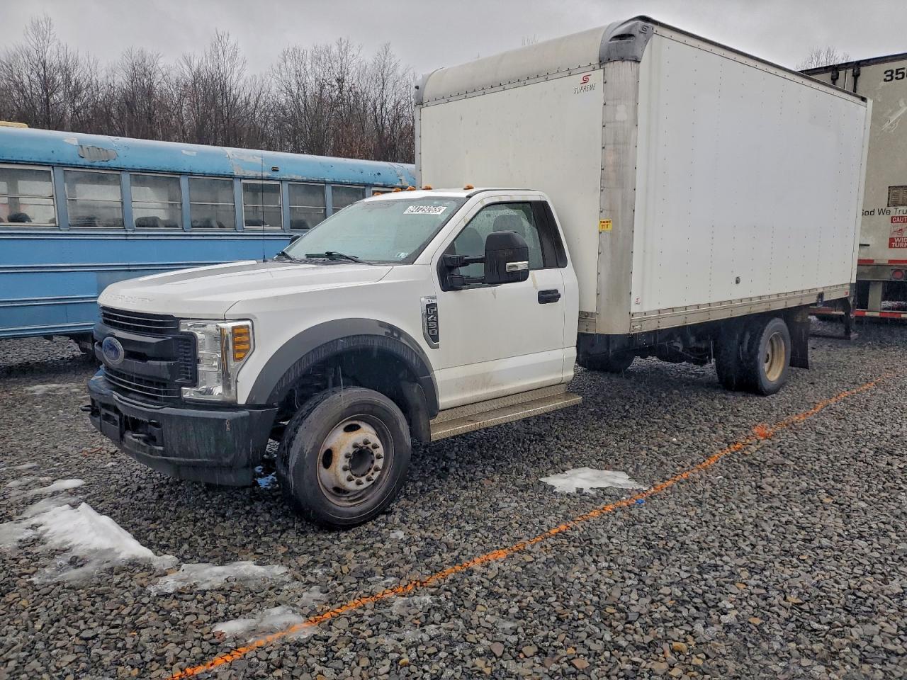 2019 Ford F450 Super Duty BOX Truck