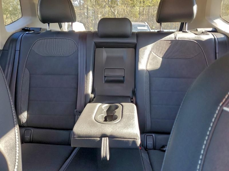 2024 Volkswagen Taos se