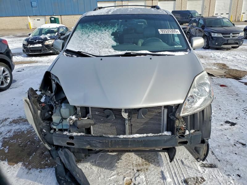 2007 Toyota Sienna xle