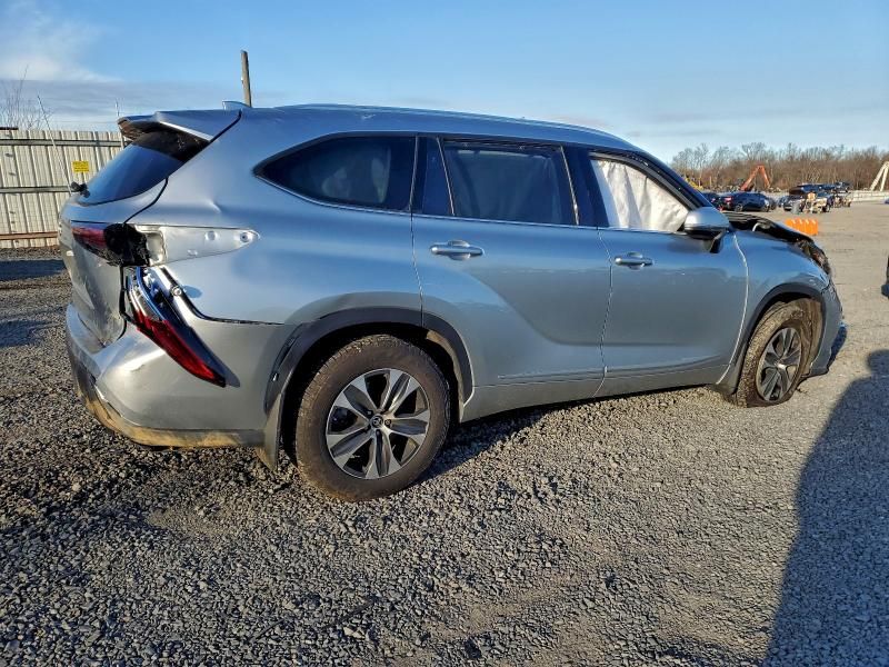 2020 Toyota Highlander xle