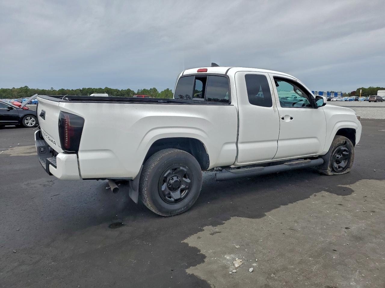 2019 Toyota Tacoma SR