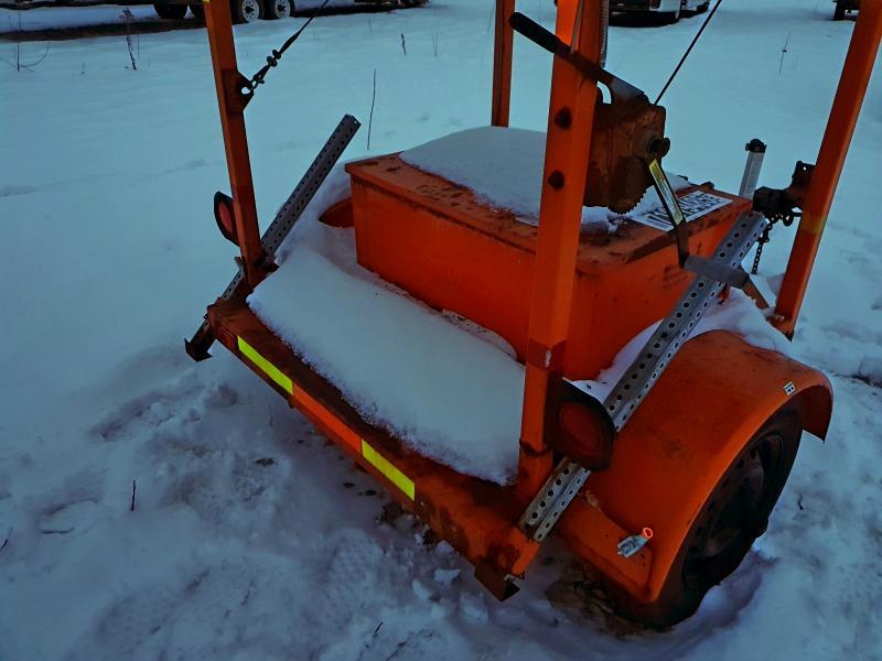 2000 Other 2000 Work Area Protection Arrow Board Trailer