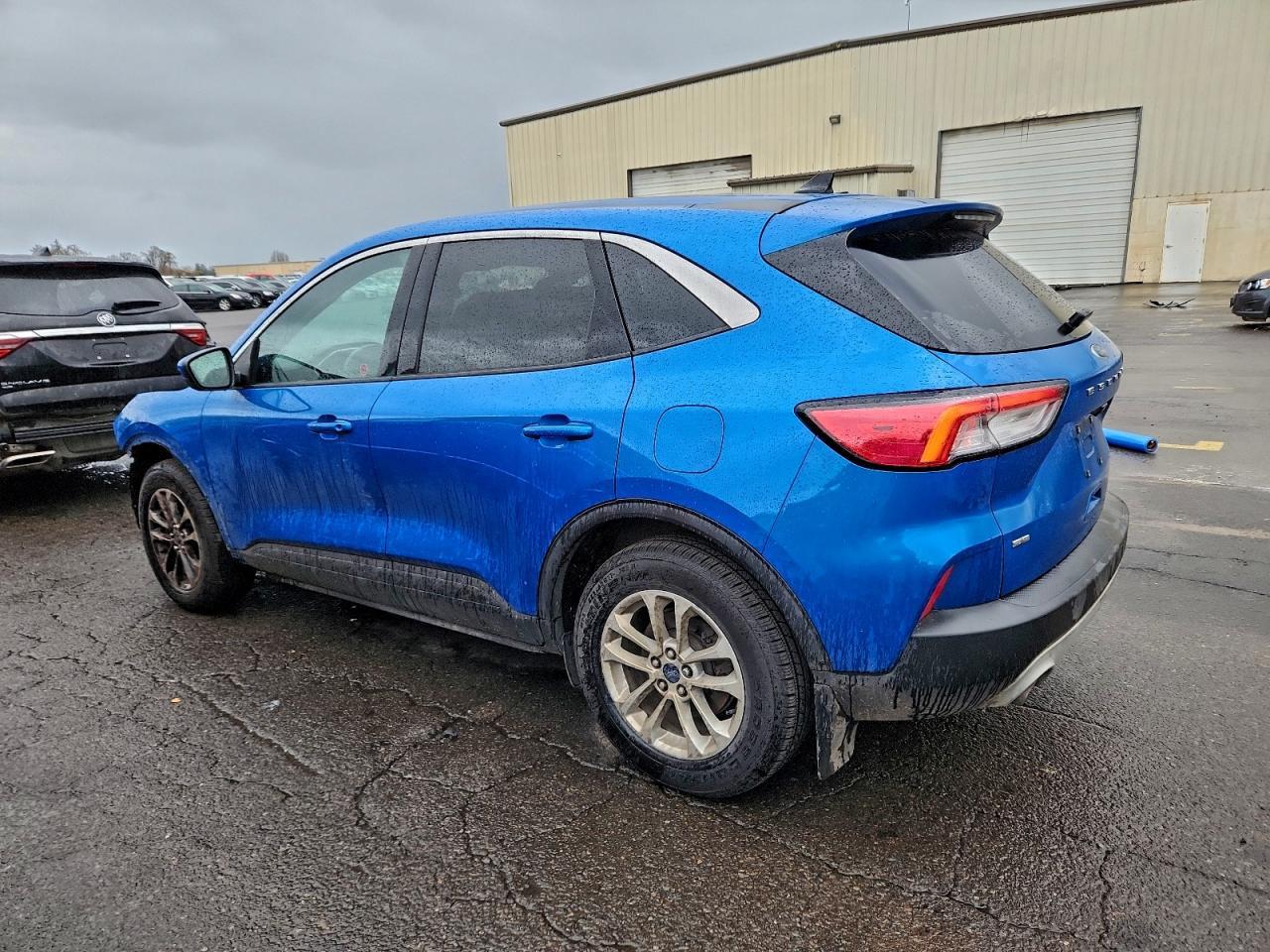 2020 Ford Escape se