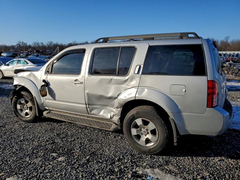 2011 Nissan Pathfinder s