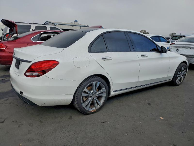 2016 Mercedes-Benz C300