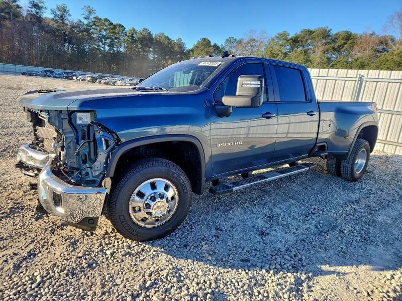 2025 Chevrolet Silverado K3500 lt