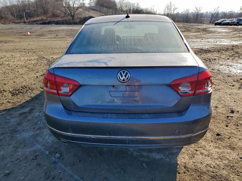 2013 Volkswagen Passat sel