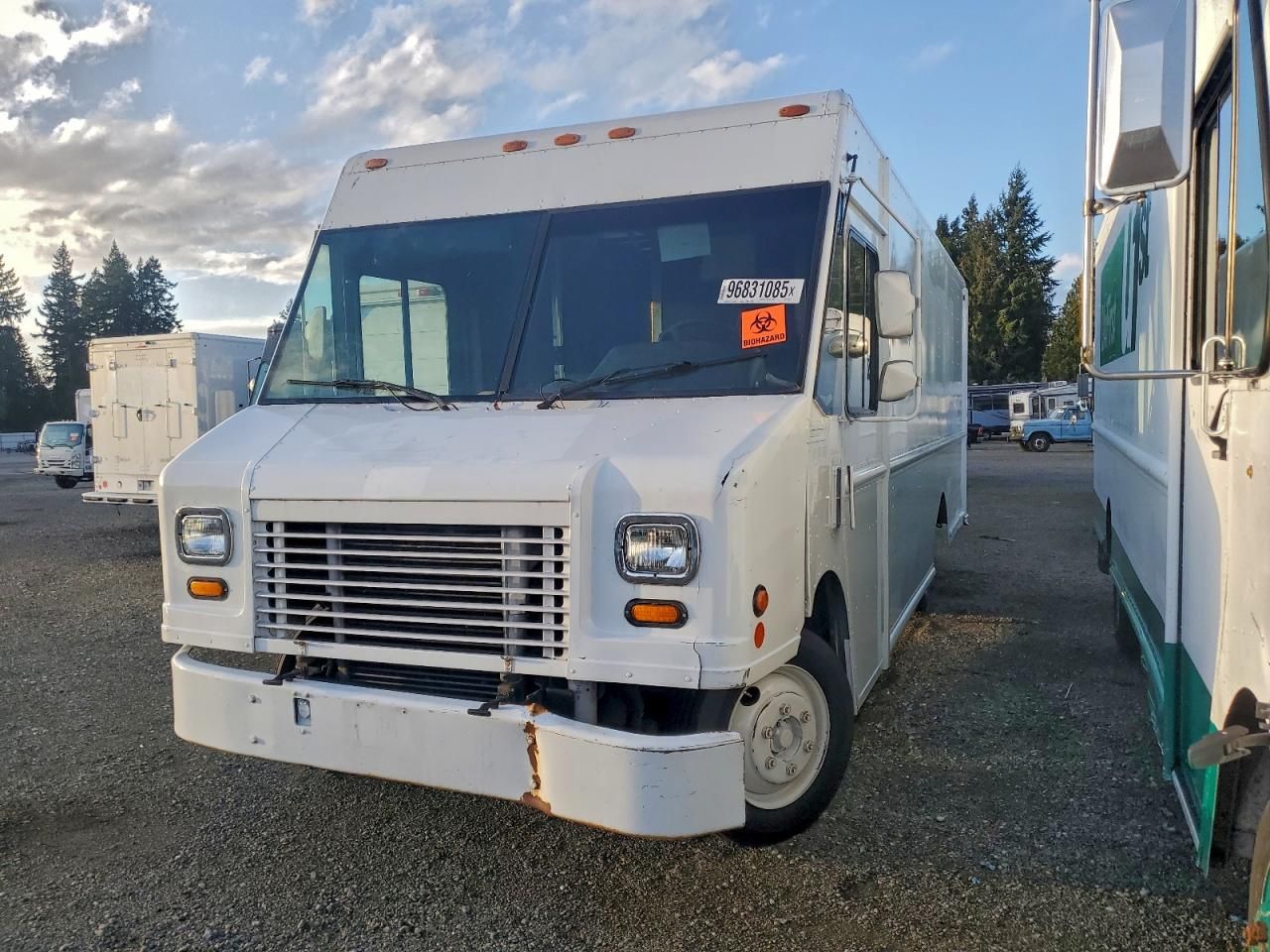 2007 Freightliner Mt45g Delivery Truck
