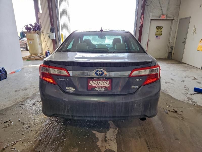 2012 Toyota Camry Hybrid