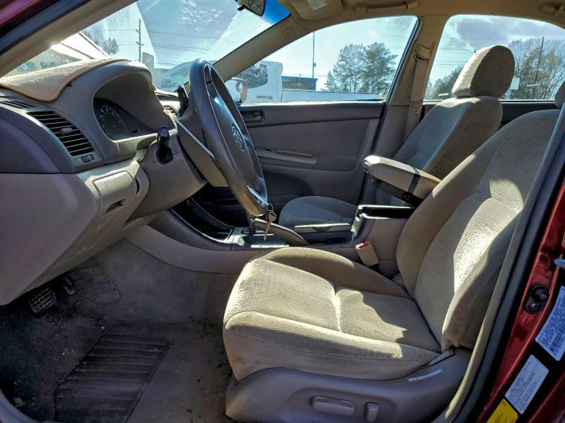 2003 Toyota Camry le