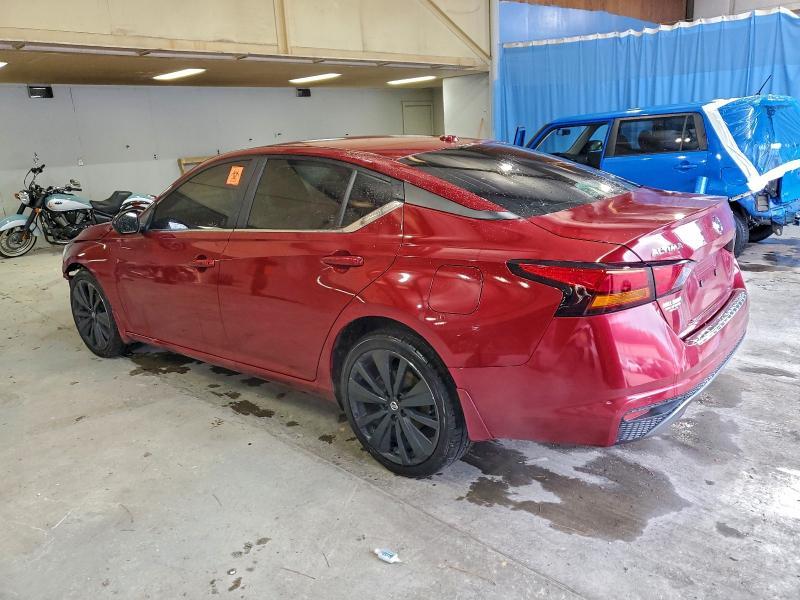 2022 Nissan Altima sr