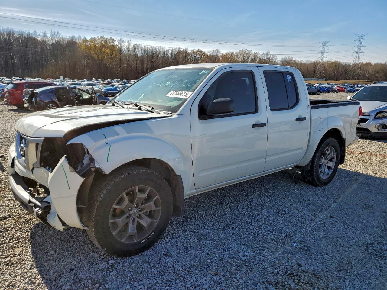 2021 Niss Frontier SV