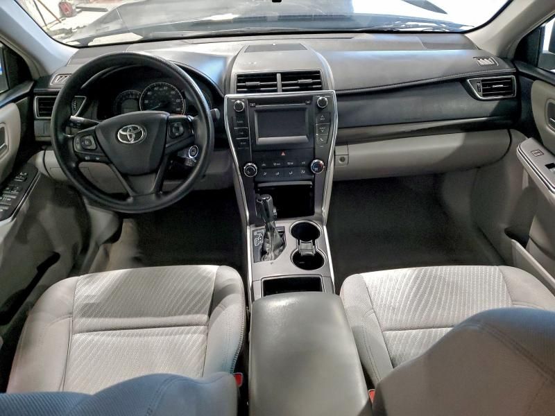 2015 Toyota Camry le