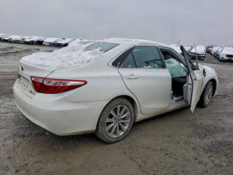 2015 Toyota Camry Hybrid