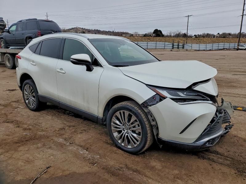 2022 Toyota Venza le