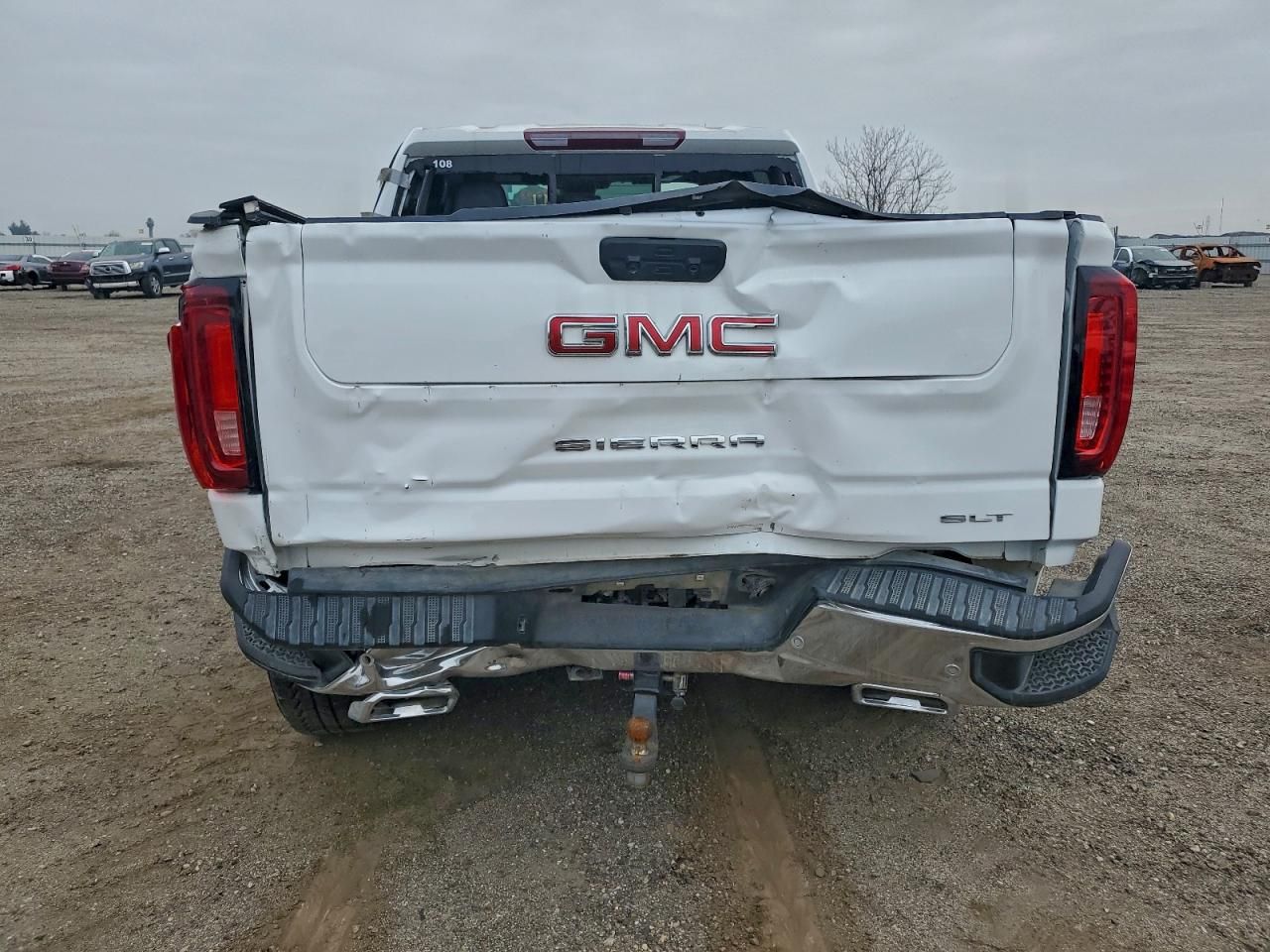 2025 GMC Sierra K1500 slt