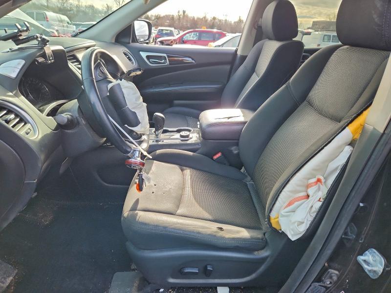 2018 Nissan Pathfinder s