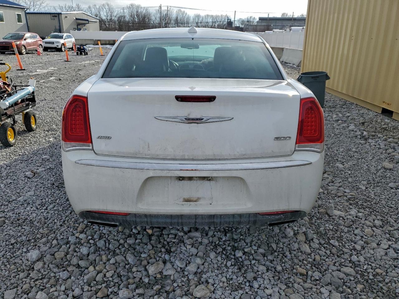 2017 Chrysler 300 Limited