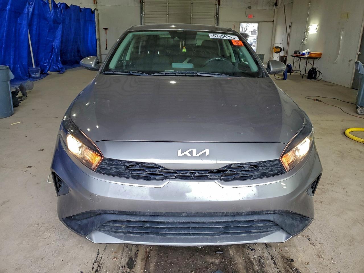 2023 KIA Forte lx