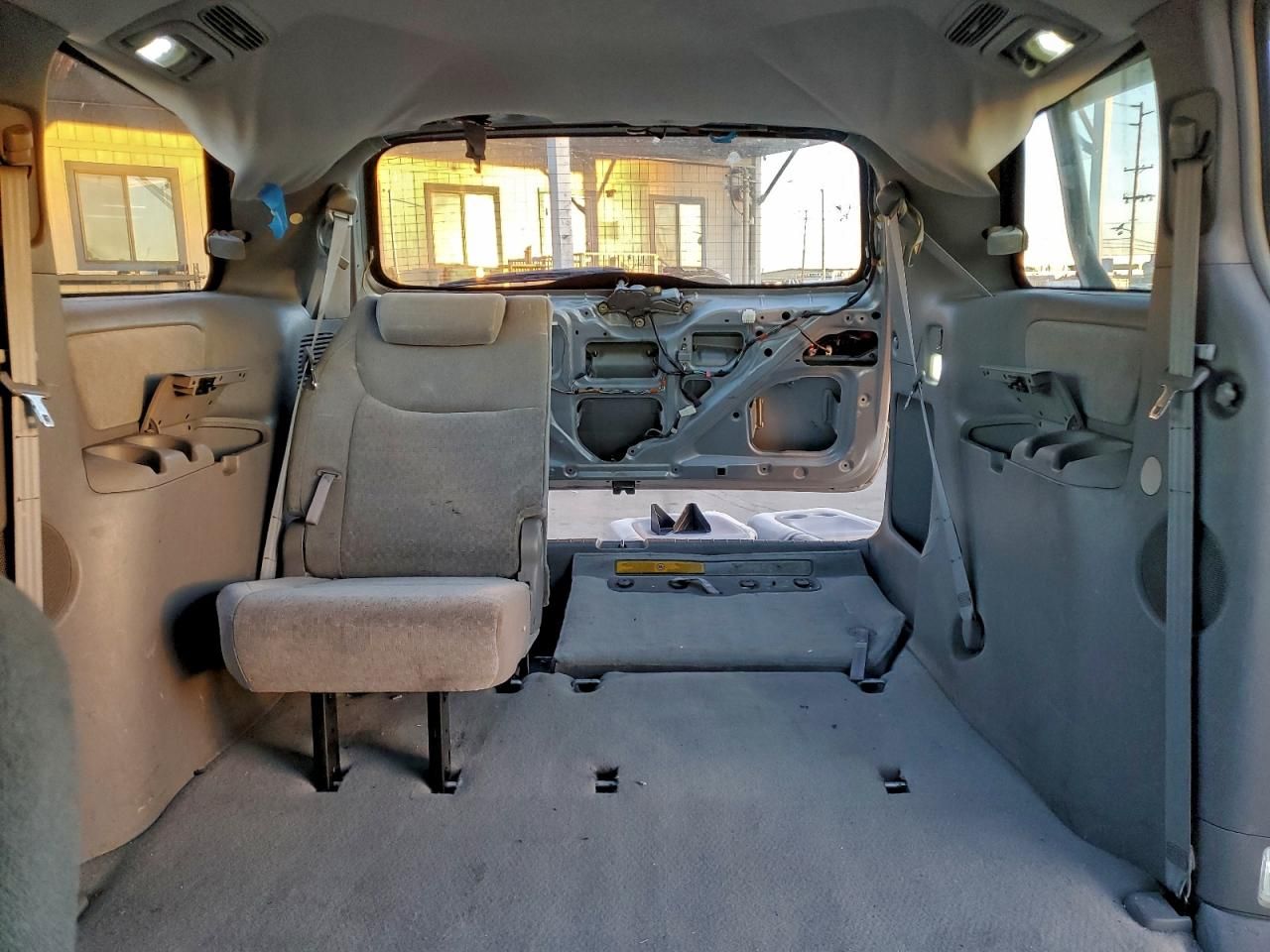 2004 Toyota Sienna ce