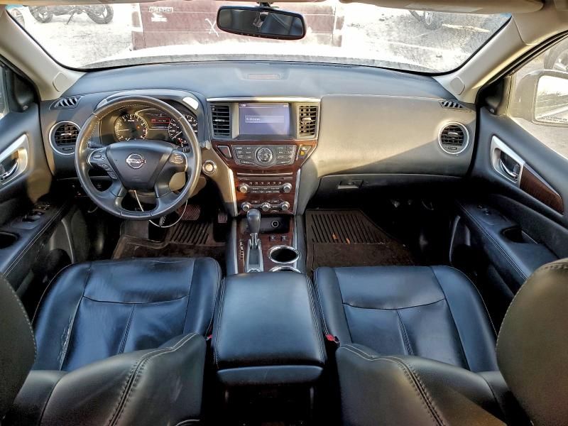 2016 Nissan Pathfinder s